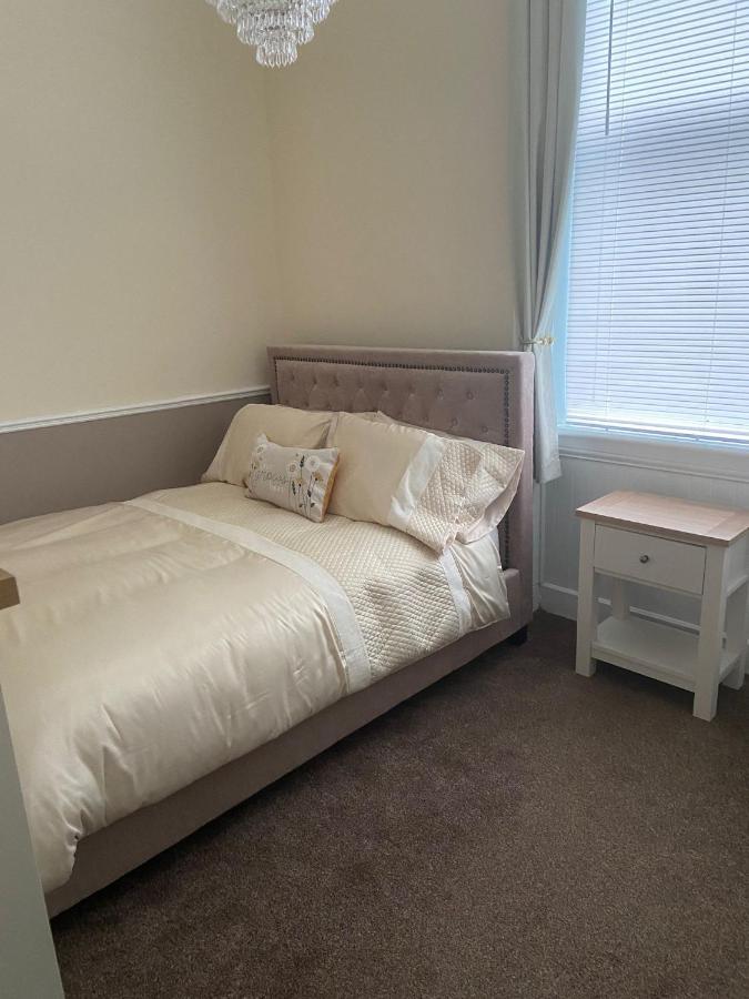 The Princess Flat, Helensburgh. ภายนอก รูปภาพ